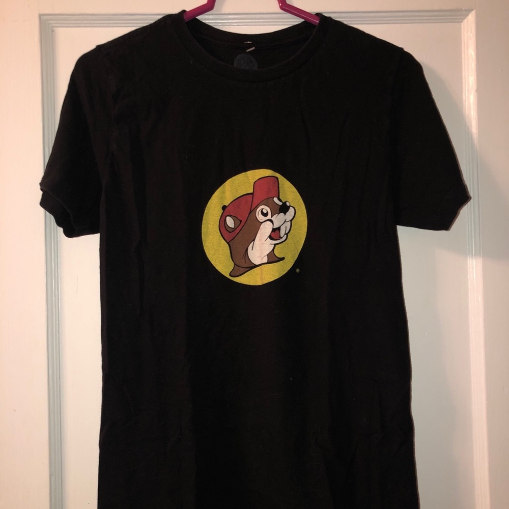 Women’s Bucees Tee